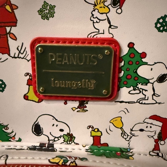 Loungefly peanuts Christmas bag - Picture 2 of 2